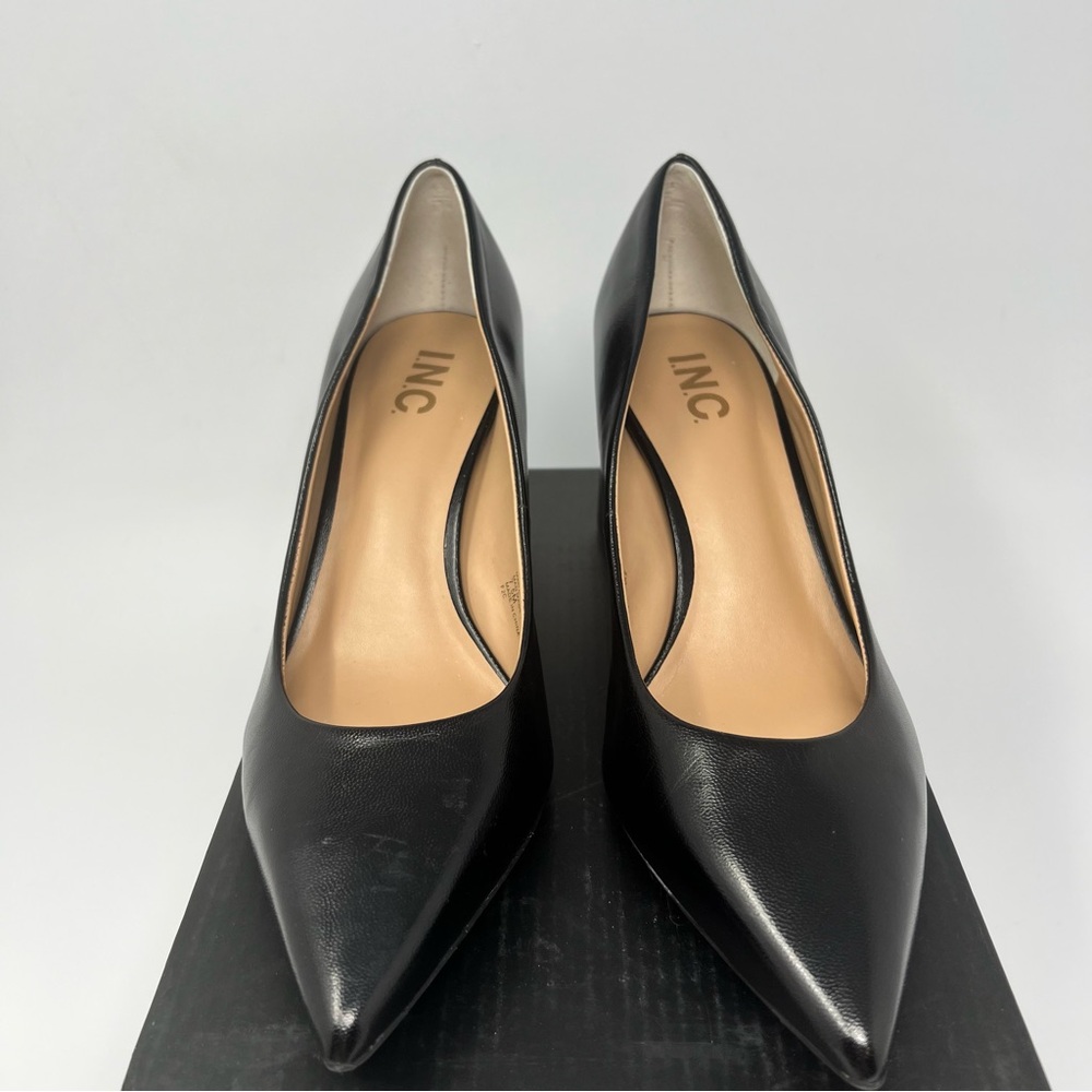 INC Ubika Pumps - Picture 3 of 9